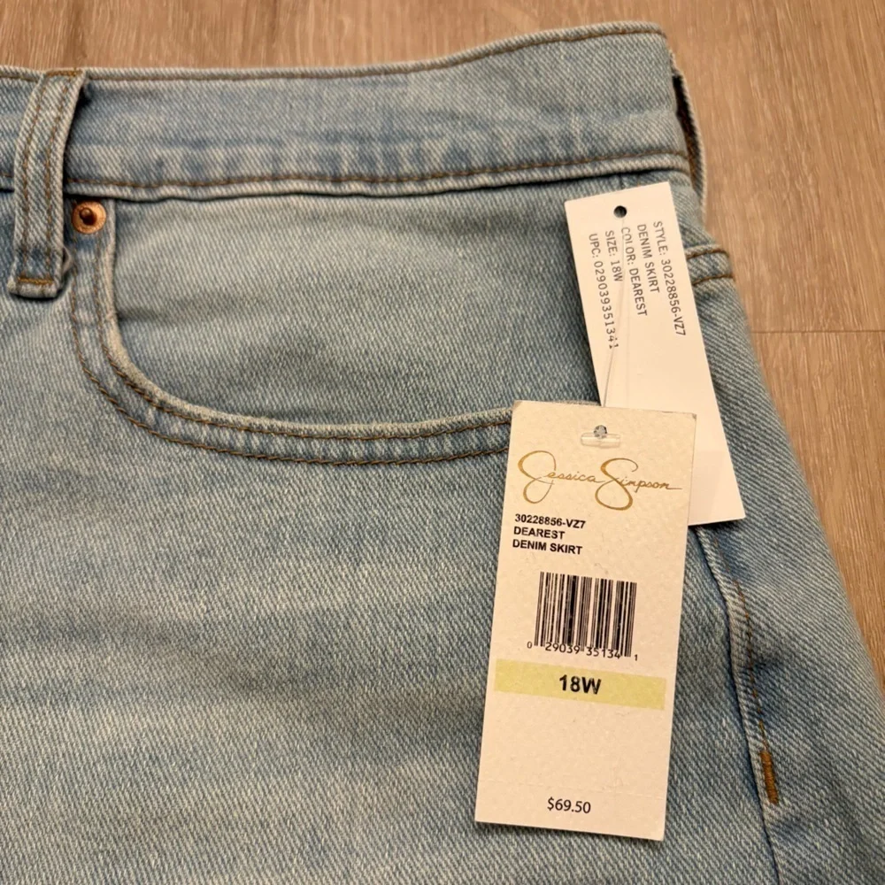Jessica Simpson Light Blue Denim Skirt Raw Hem Plus Size 18